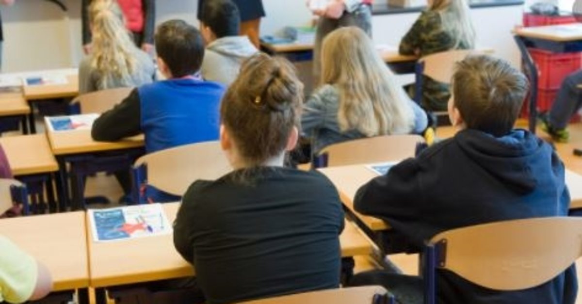 Hollanda’da bir okulda İslam’ı “şiddet dini” olarak gösteren ödev verdiler