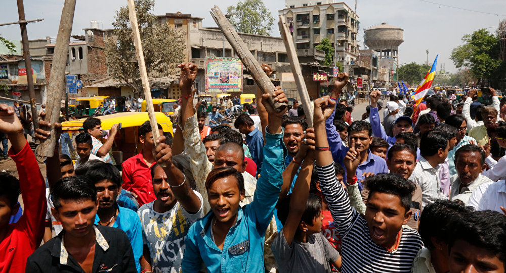 Hindistan’da Dalit ayaklanması: 9 ölü