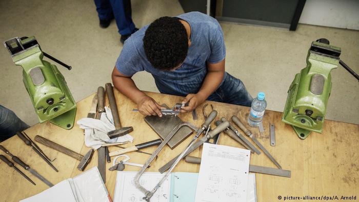 Austria to ban asylum-seekers from taking up apprenticeships