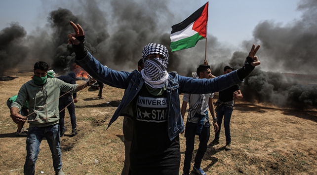 Gazze Şeridi’nde 6 Filistinli daha gerçek mermilerle yaralandı