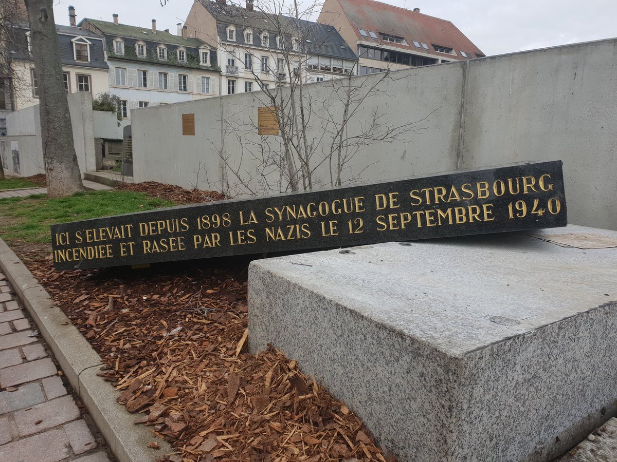 Synagogue memorial stone vandalised in antisemitic attack in France