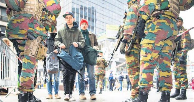 İnsan Hakları İzleme Örgütü, Belçika’da terörle mücadele kapsamında Müslümanlara yönelik şiddet uygulandığını belirtti