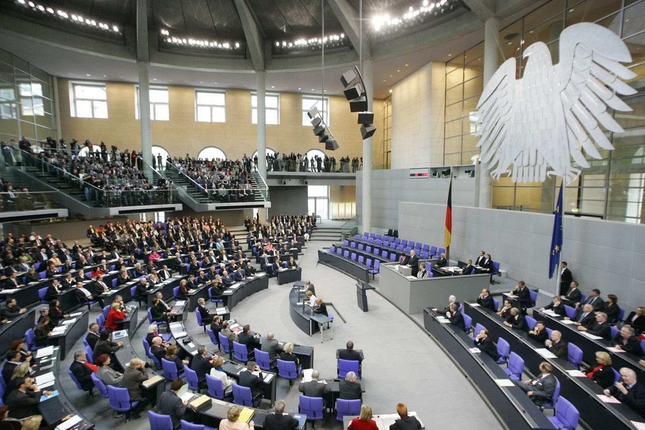 Germany passes new law to ease deportations