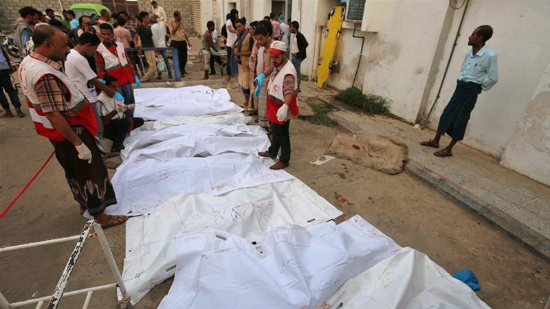 Suudi ve BAE Yemen’de düzinelerce insanı katletti