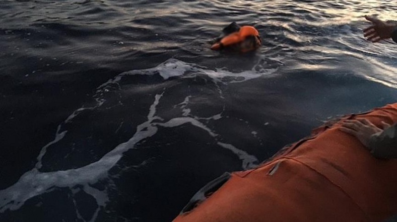 Bodrum’da bot battı, en az 4 mülteci öldü