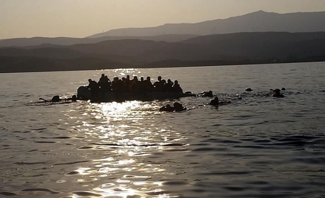 İspanya’da göçmenleri taşıyan tekne battı: 2 çocuk öldü