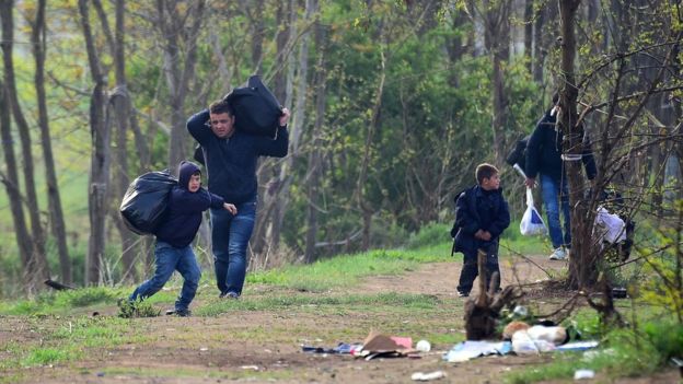 Hungary denying food to asylum seekers