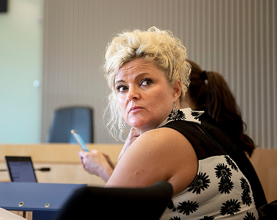 Norveç’te bir kuaför, başörtülü bir kadına hizmet vermeyi reddetti, para cezasına çarptırıldı