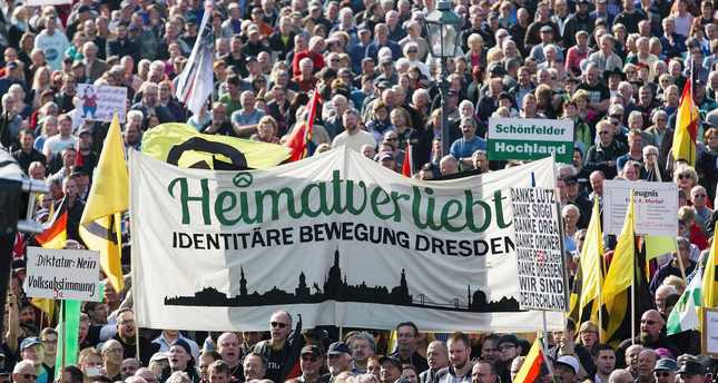 Thousands take part in anti-migrant Pegida march in Dresden