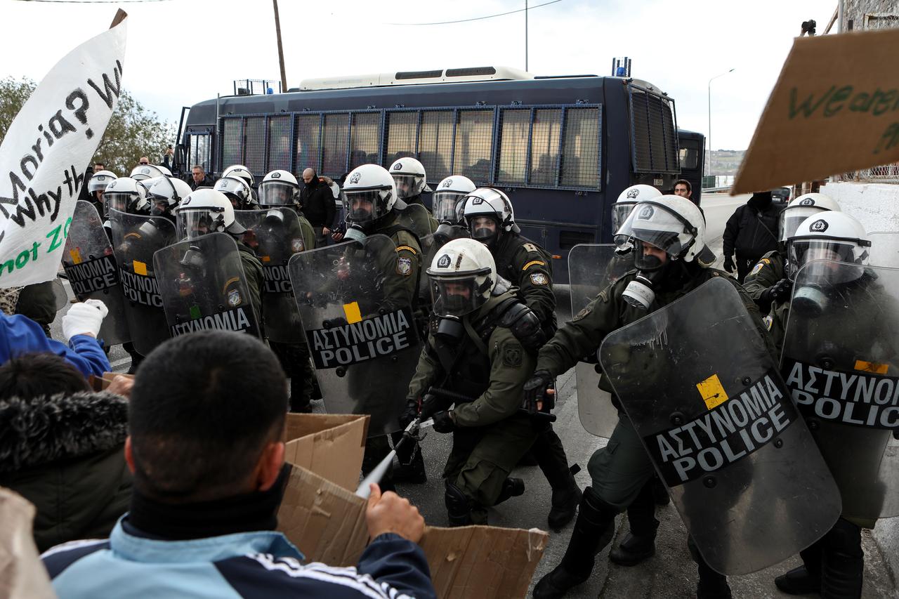 Greek police fire teargas at protesting migrants, refugees on Lesbos