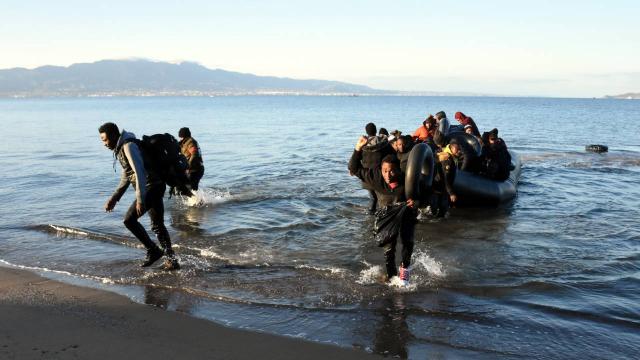 Greece: Pushbacks and violence against refugees and migrants are de facto border policy