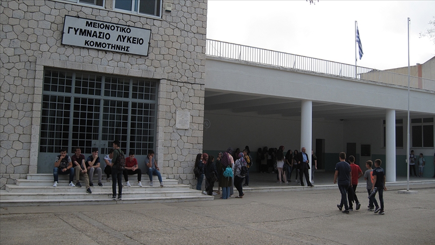 Yunanistan Batı Trakya’da Türk azınlığa ait 4 ilkokulu daha kapattı