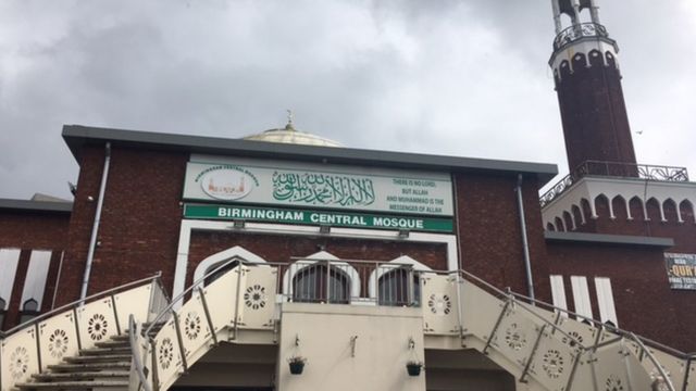 35 percent of mosques in England are attacked at least once a year